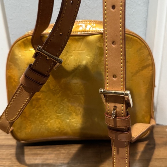 Louis Vuitton Vernis backpack- Gold, Monogram